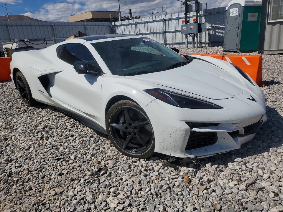 48499426 :رقم المزاد ، 1G1YM2D40S5501114 vin ، 2025 Chevrolet Corvette مزاد بيع