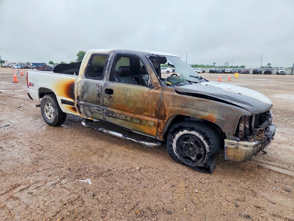 Продаж на аукціоні авто 2000 Chevrolet Silverado, vin: 1GCEK19TXYE215497, номер лоту: 49987976