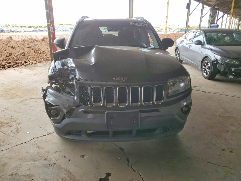51256486 :رقم المزاد ، 1C4NJDBB9GD733241 vin ، 2016 Jeep Compass مزاد بيع