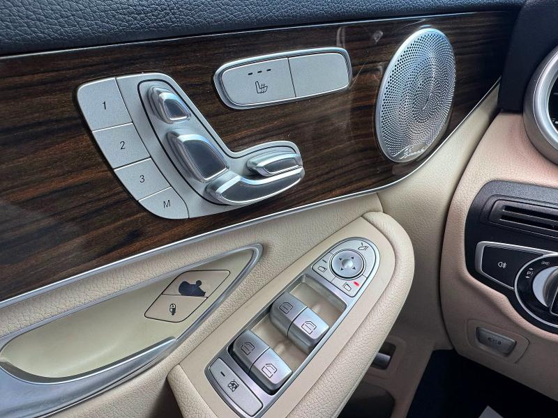 Продаж на аукціоні авто 2016 Mercedes-benz Glc, vin: WDC0G4KB9GF011985, номер лоту: 51173126