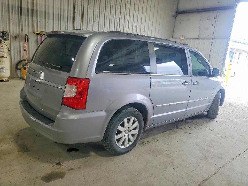 2015 Chrysler Town & Country მანქანა იყიდება აუქციონზე, vin: 2C4RC1BG0FR539151, აუქციონის ნომერი: 50749976