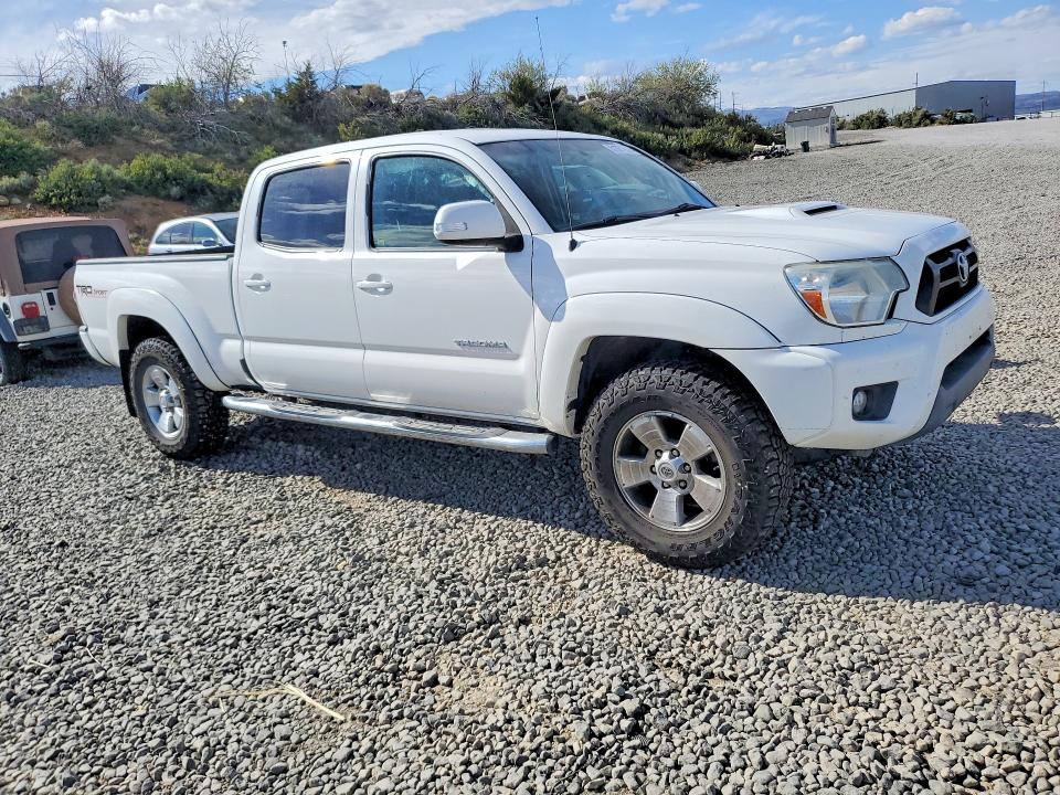 Продажа на аукционе авто 2015 Toyota Tacoma, vin: 3TMMU4FN5FM082135, номер лота: 51371956