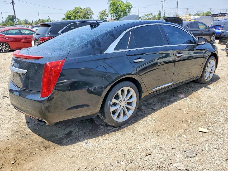 51212886 :رقم المزاد ، 2G61M5S31H9199996 vin ، 2017 Cadillac Xts مزاد بيع