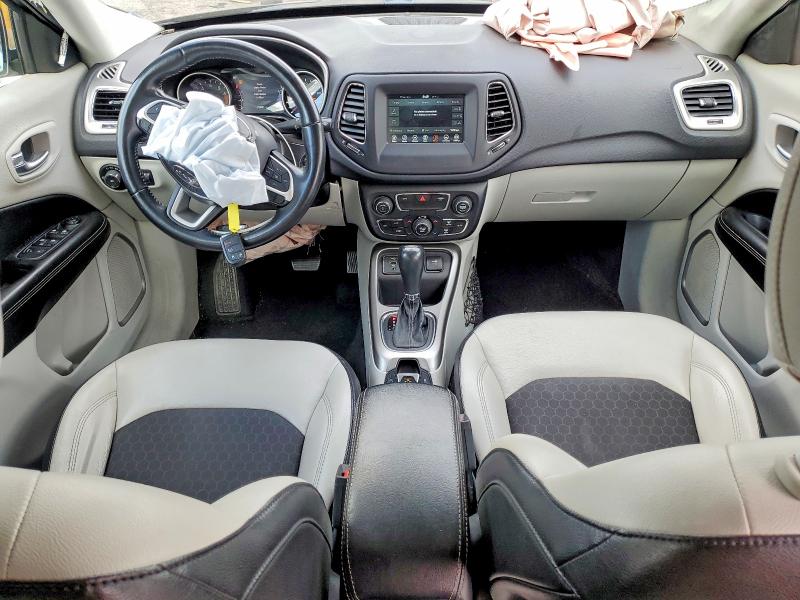 50399416 :رقم المزاد ، 3C4NJCBB8JT488556 vin ، 2018 Jeep Compass مزاد بيع