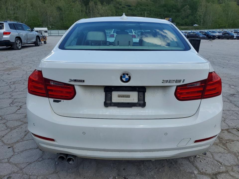 51209856 :رقم المزاد ، WBA3B3G52FNR89034 vin ، 2015 Bmw 328 مزاد بيع