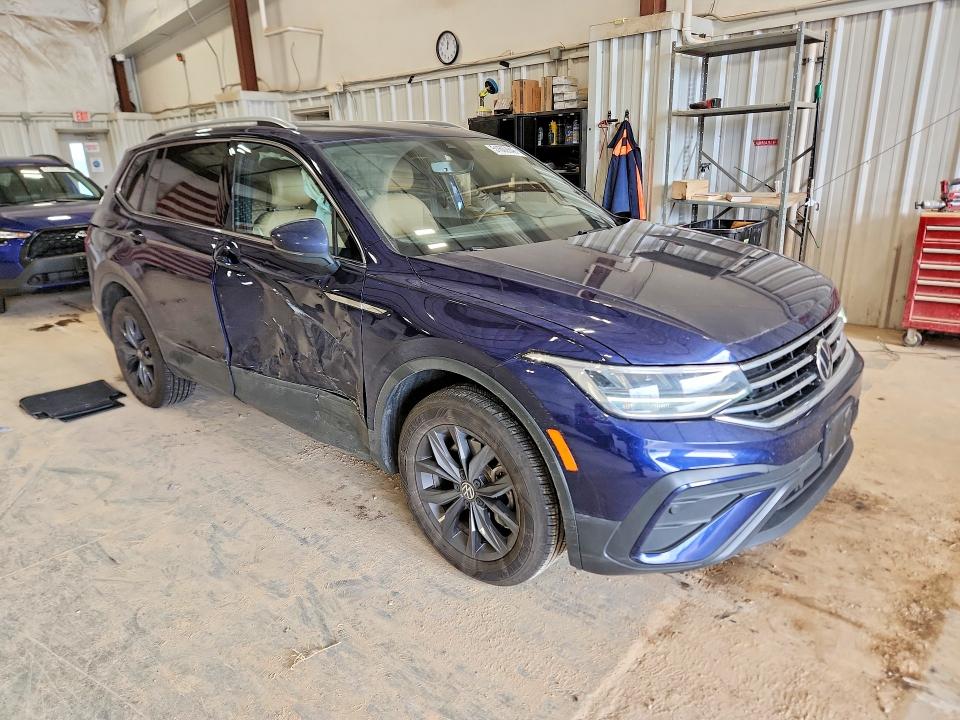 Продаж на аукціоні авто 2022 Volkswagen Tiguan, vin: 3VV2B7AX2NM006167, номер лоту: 51602646
