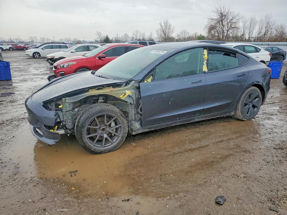 Auction sale of the 2021 Tesla Model 3, vin: 5YJ3E1EA9MF852571, lot number: 49855236