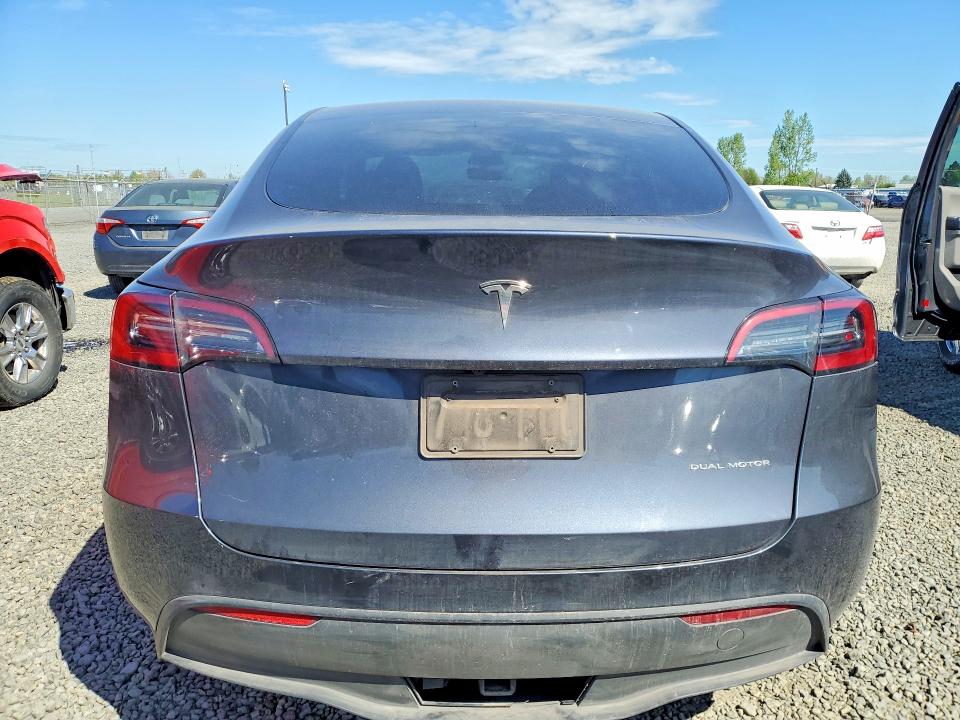 Продажа на аукционе авто 2023 Tesla Model Y, vin: 7SAYGDEE7PF789353, номер лота: 48943306