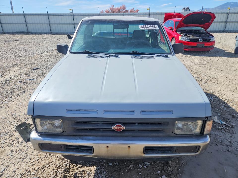 48541956 :رقم المزاد ، 1N6SD16S7TC381910 vin ، 1996 Nissan Truck مزاد بيع