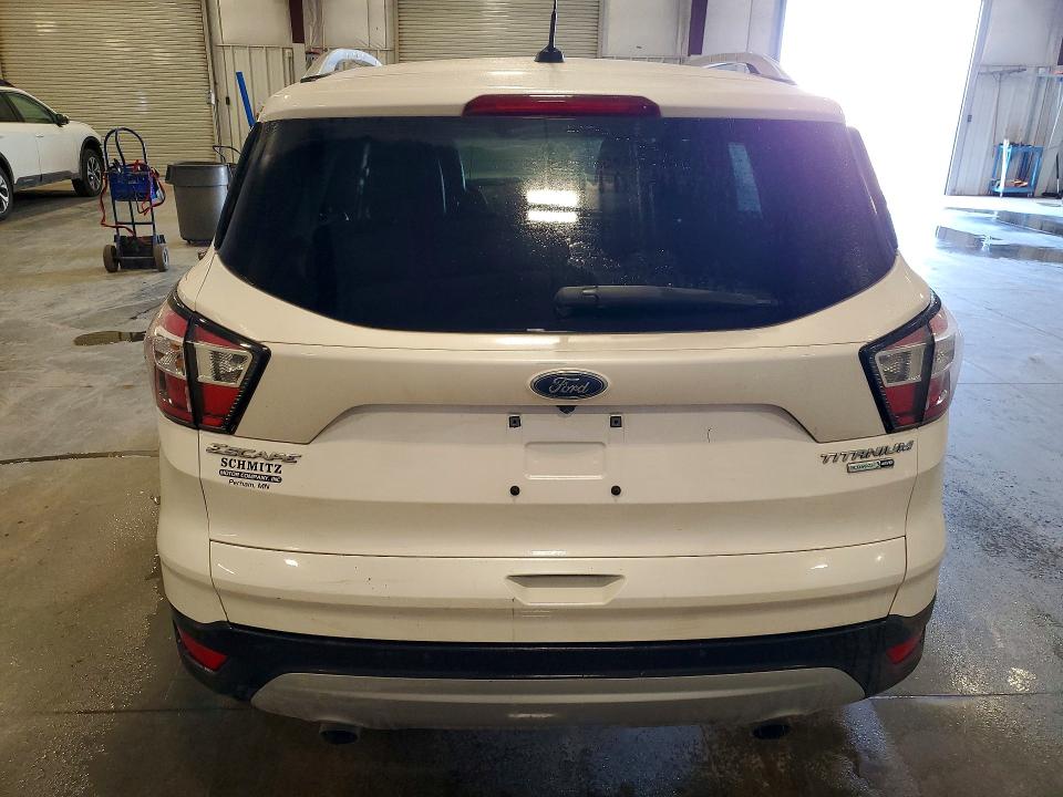 Продажа на аукционе авто 2017 Ford Escape, vin: 1FMCU9JD9HUC64776, номер лота: 50778086