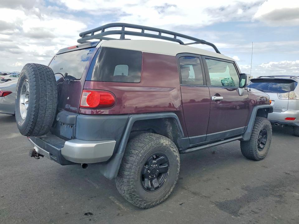 51299476 :رقم المزاد ، JTEBU11F270049180 vin ، 2007 Toyota Fj Cruiser مزاد بيع