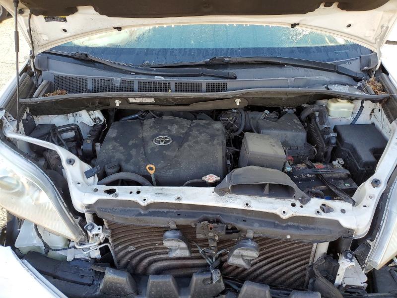 Продажа на аукционе авто 2017 Toyota Sienna, vin: 5TDKZ3DC0HS884518, номер лота: 50931496