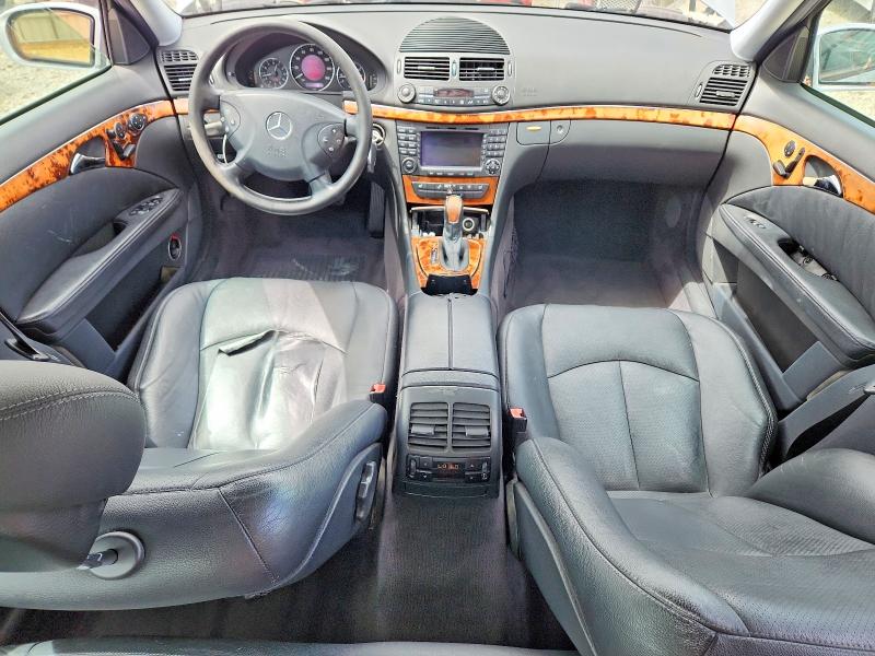 51573326 :رقم المزاد ، WDBUF70J64A431443 vin ، 2004 Mercedes-benz E مزاد بيع