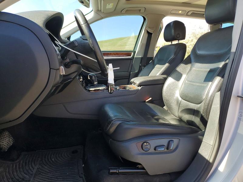 51533476 :رقم المزاد ، WVGFK9BP2CD002781 vin ، 2012 Volkswagen Touareg مزاد بيع