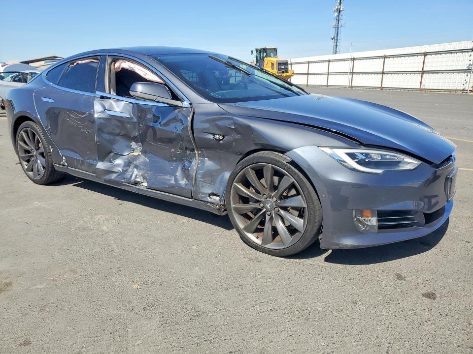Auction sale of the 2017 Tesla Model S, vin: 5YJSA1E29HF184406, lot number: 49073966