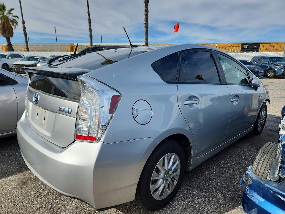 Продаж на аукціоні авто 2015 Toyota Prius Plug-in Hybrid, vin: JTDKN3DP9F3073958, номер лоту: 48482966