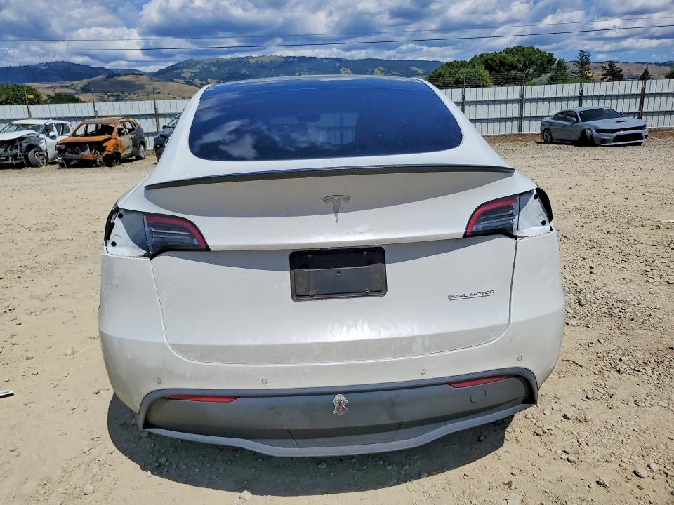 Продажа на аукционе авто 2022 Tesla Model Y, vin: 7SAYGDEF0NF490339, номер лота: 51210836