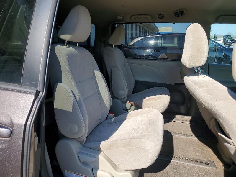 48923046 :رقم المزاد ، 5TDJK3DC5GS143876 vin ، 2016 Toyota Sienna مزاد بيع