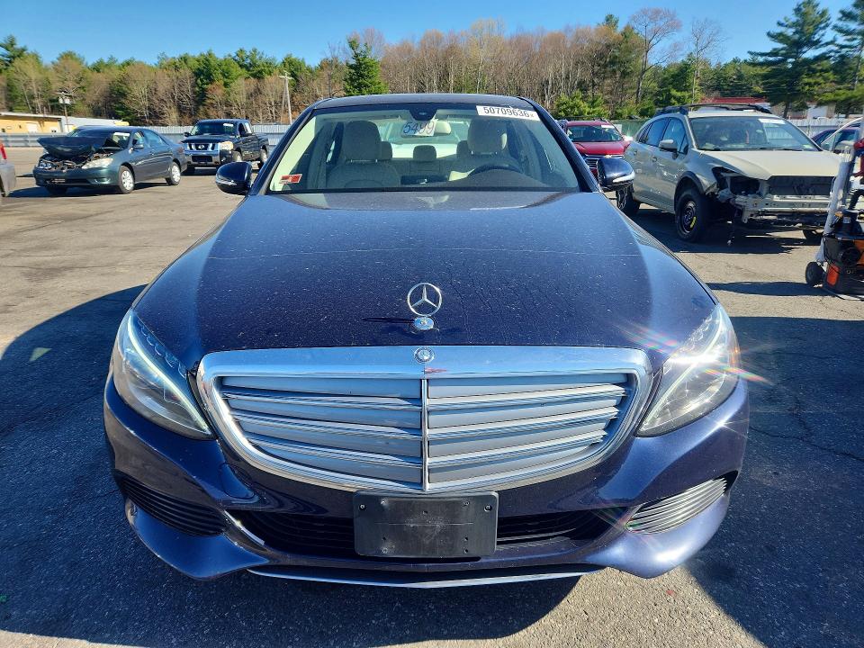 Продажа на аукционе авто 2015 Mercedes-benz C, vin: 55SWF4KB7FU006255, номер лота: 50709636