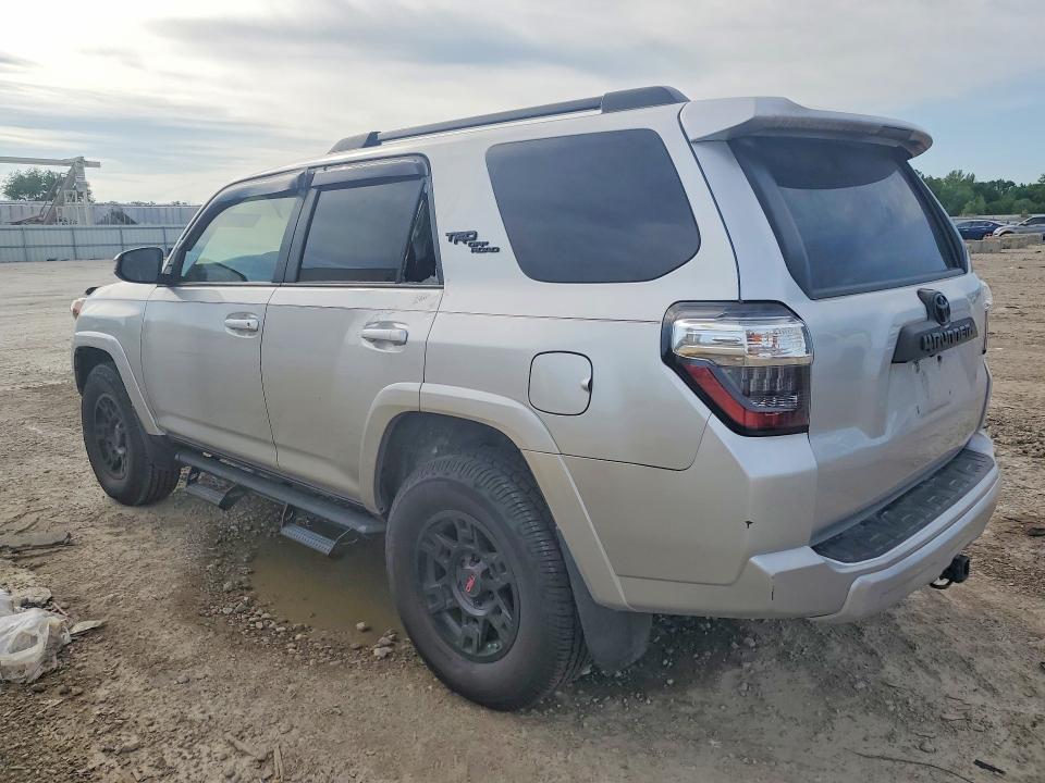 51411736 :رقم المزاد ، JTEPU5JR1M5941345 vin ، 2021 Toyota 4runner مزاد بيع
