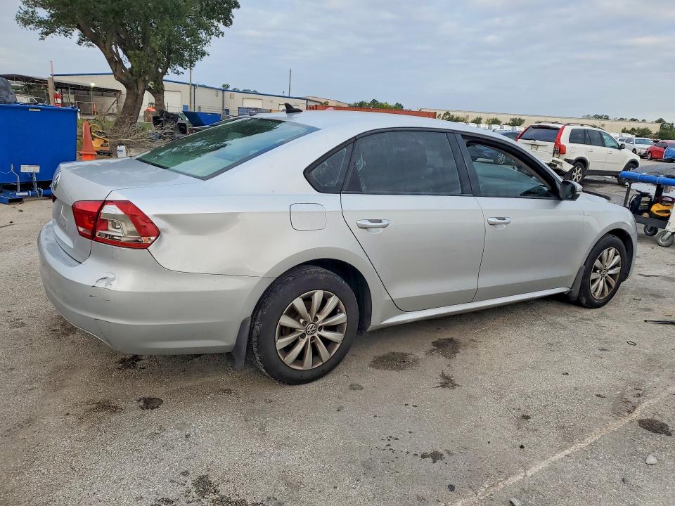 Продаж на аукціоні авто 2013 Volkswagen Passat, vin: 1VWAH7A33DC140107, номер лоту: 48787026