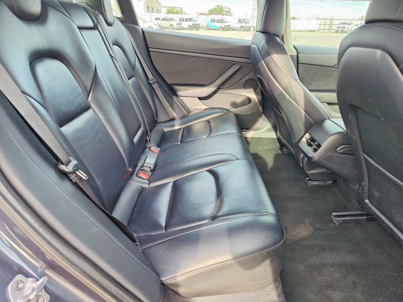 48878016 :رقم المزاد ، 5YJ3E1EA6NF370030 vin ، 2022 Tesla Model 3 مزاد بيع