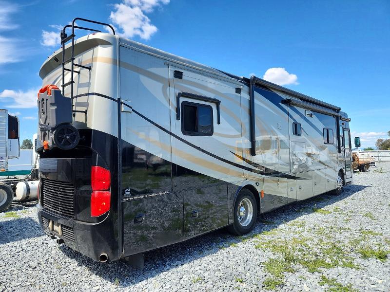 49763746 :رقم المزاد ، 4UZAB2BS4BCAY0377 vin ، 2011 Tiffin Motorhomes Inc Phaeton مزاد بيع