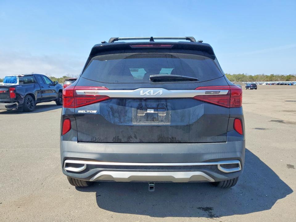 Продаж на аукціоні авто 2022 Kia Seltos, vin: KNDERCAAXN7310420, номер лоту: 48694056