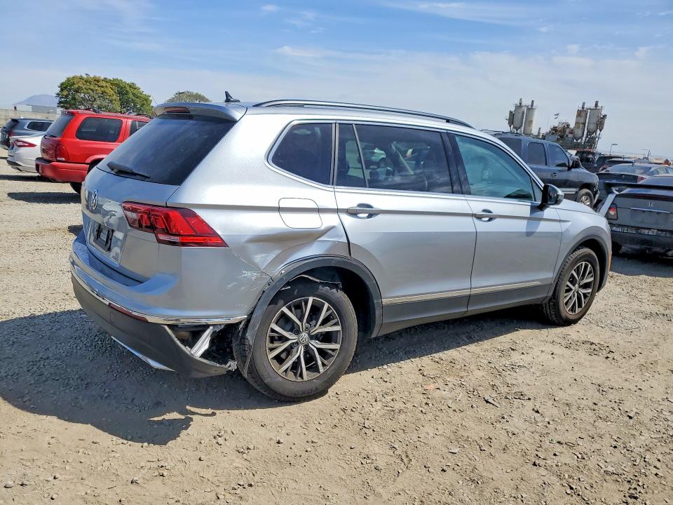 Продажа на аукционе авто 2020 Volkswagen Tiguan, vin: 3VV3B7AX4LM013834, номер лота: 48632596