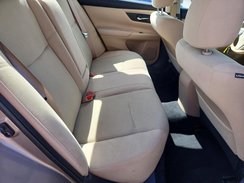48491496 :رقم المزاد ، 1N4AL3AP0FN883625 vin ، 2015 Nissan Altima مزاد بيع