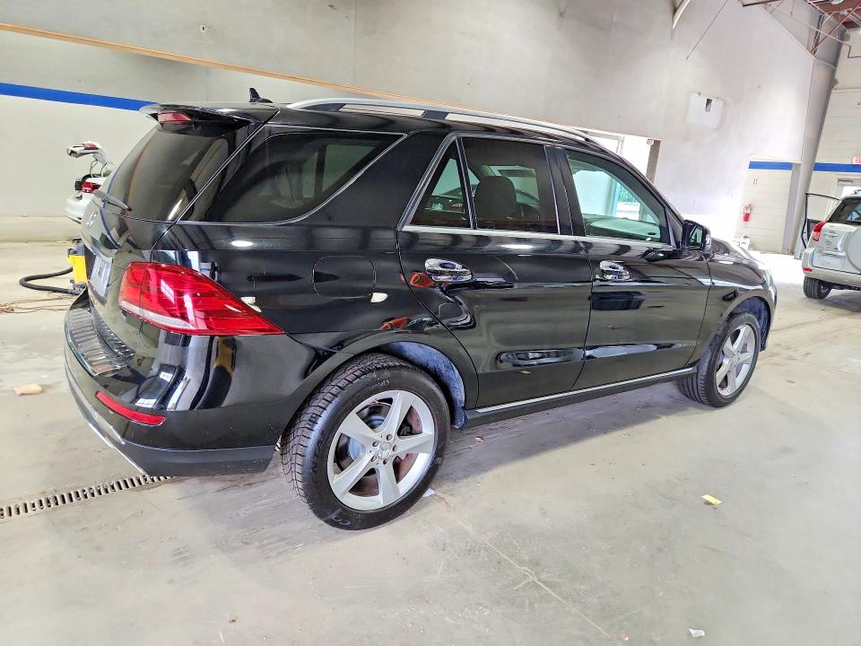 51619056 :رقم المزاد ، 4JGDA5JB3GA695179 vin ، 2016 Mercedes-benz Gle مزاد بيع