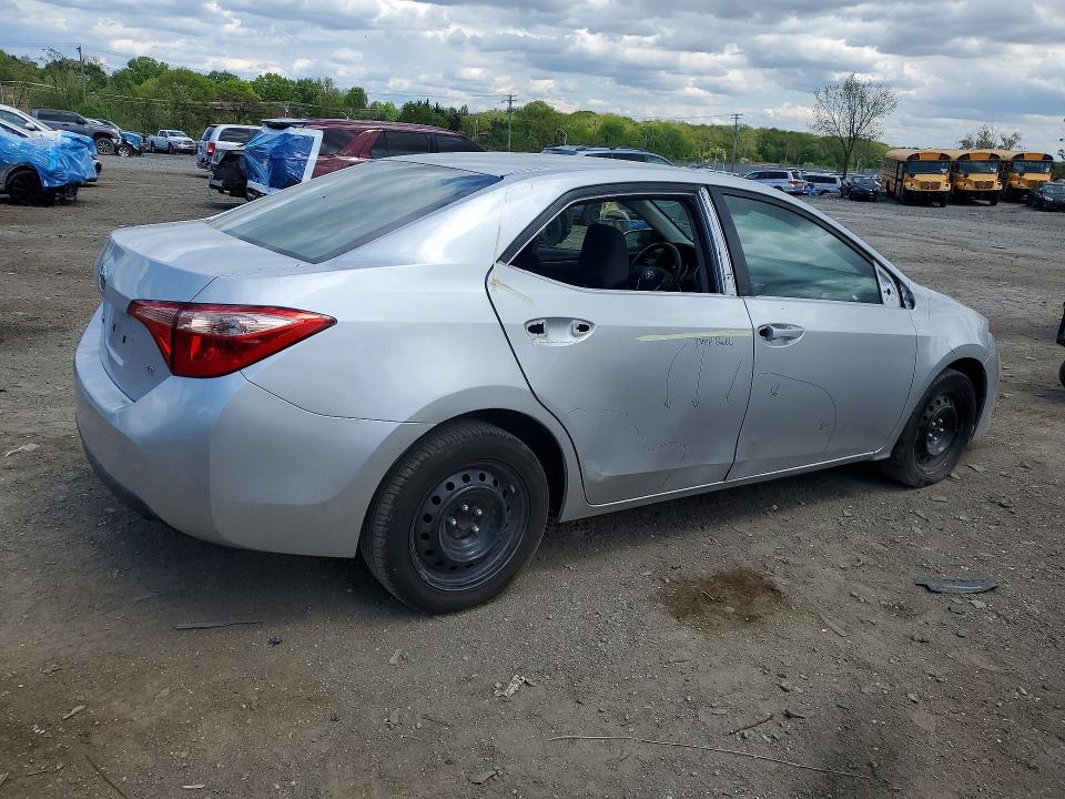Aukcja sprzedaży 2017 Toyota Corolla, vin: 5YFBURHE4HP654373, numer aukcji: 50302206