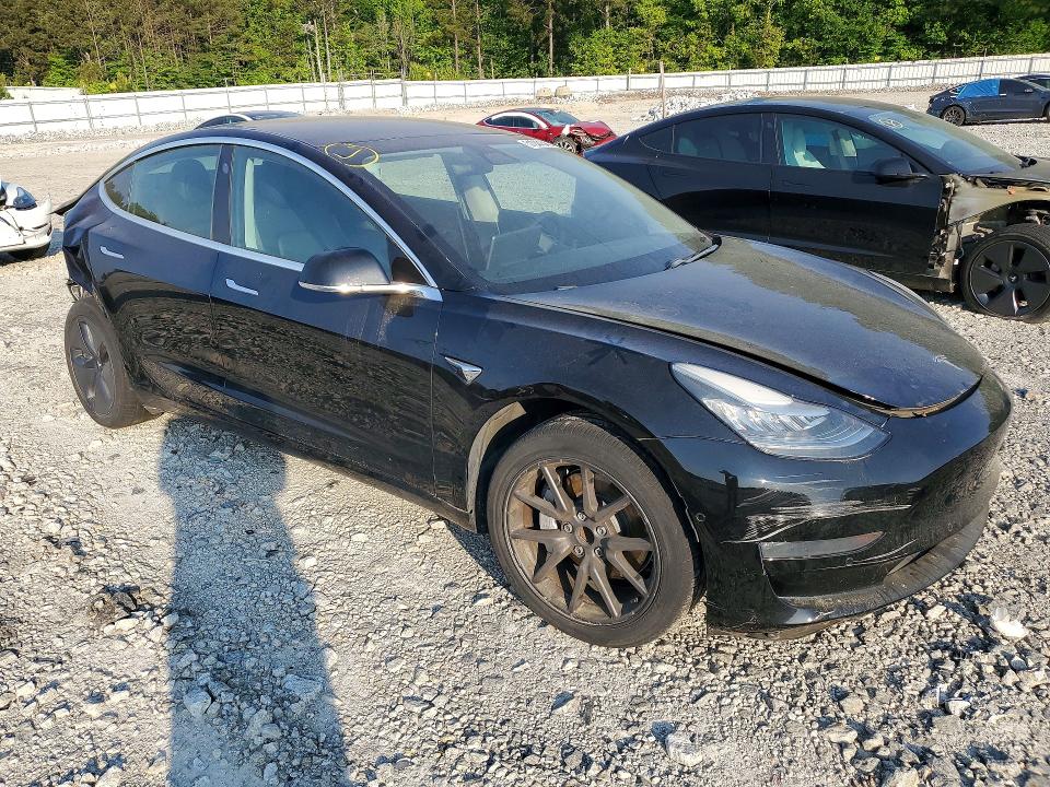 2019 Tesla Model 3 მანქანა იყიდება აუქციონზე, vin: 5YJ3E1EA1KF400062, აუქციონის ნომერი: 51044346