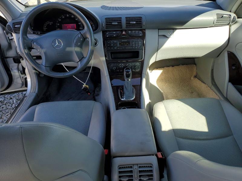50515266 :رقم المزاد ، WDBRF81J64F502962 vin ، 2004 Mercedes-benz C مزاد بيع