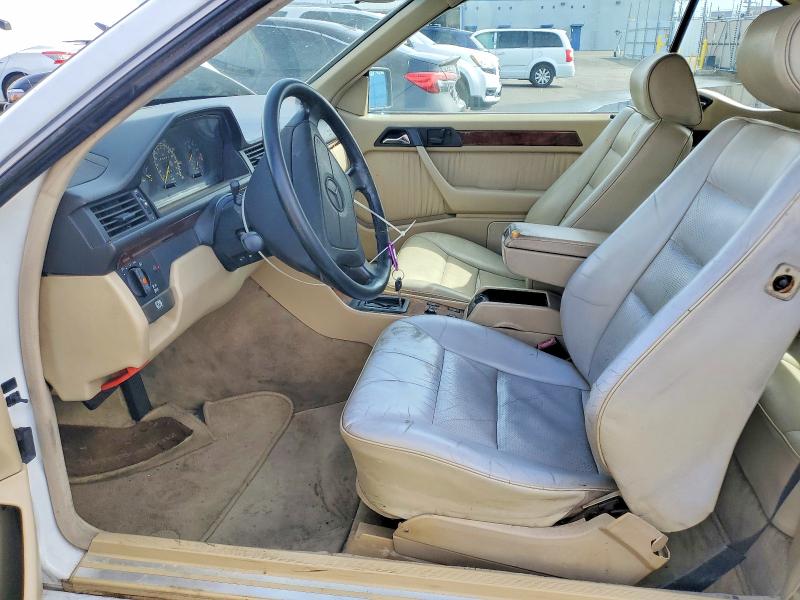 1993 Mercedes-benz 300 მანქანა იყიდება აუქციონზე, vin: WDBEA66E3PB884845, აუქციონის ნომერი: 49669066
