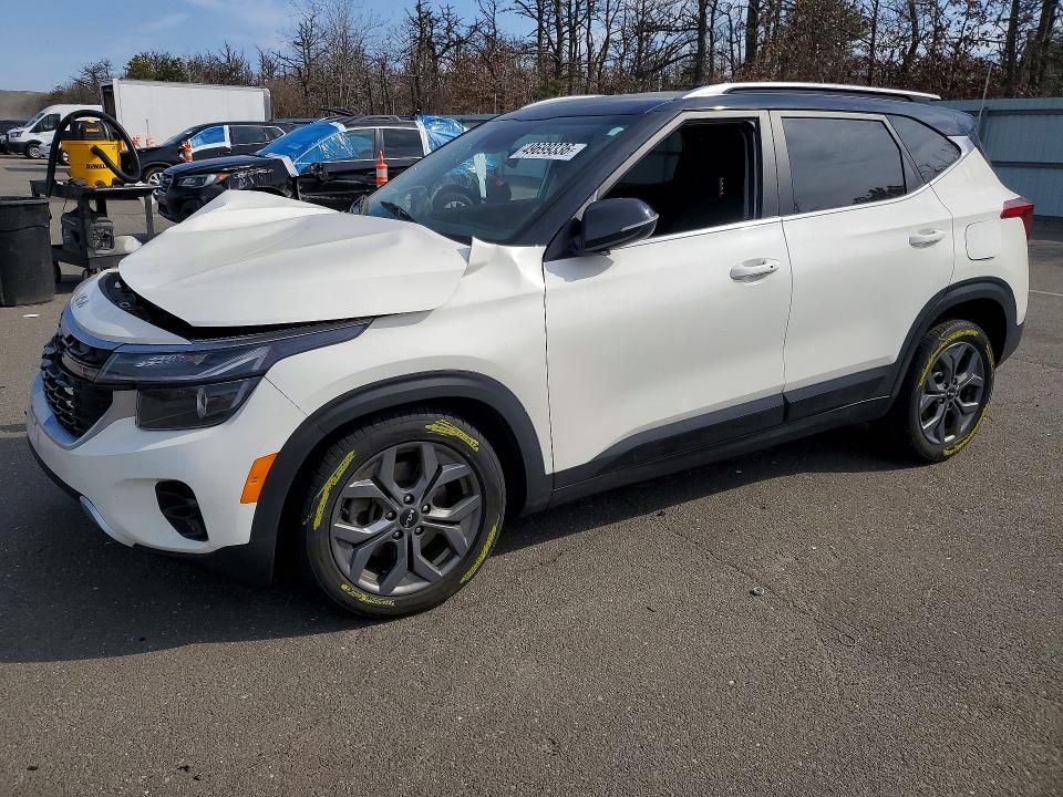 Продажа на аукционе авто 2024 Kia Seltos, vin: KNDEUCAAXR7536879, номер лота: 49699336