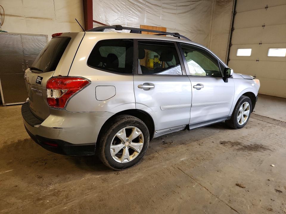 2015 Subaru Forester მანქანა იყიდება აუქციონზე, vin: JF2SJADC2FH418586, აუქციონის ნომერი: 50106586