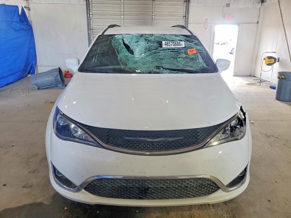 Продаж на аукціоні авто 2018 Chrysler Pacifica, vin: 2C4RC1FG4JR334032, номер лоту: 48570886