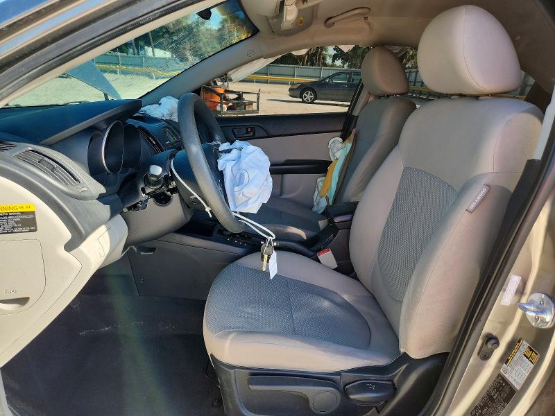 2010 Kia Forte მანქანა იყიდება აუქციონზე, vin: KNAFU4A27A5865247, აუქციონის ნომერი: 51464786