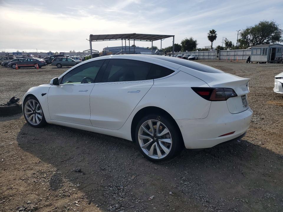 Продаж на аукціоні авто 2018 Tesla Model 3, vin: 5YJ3E1EB2JF067457, номер лоту: 50700016