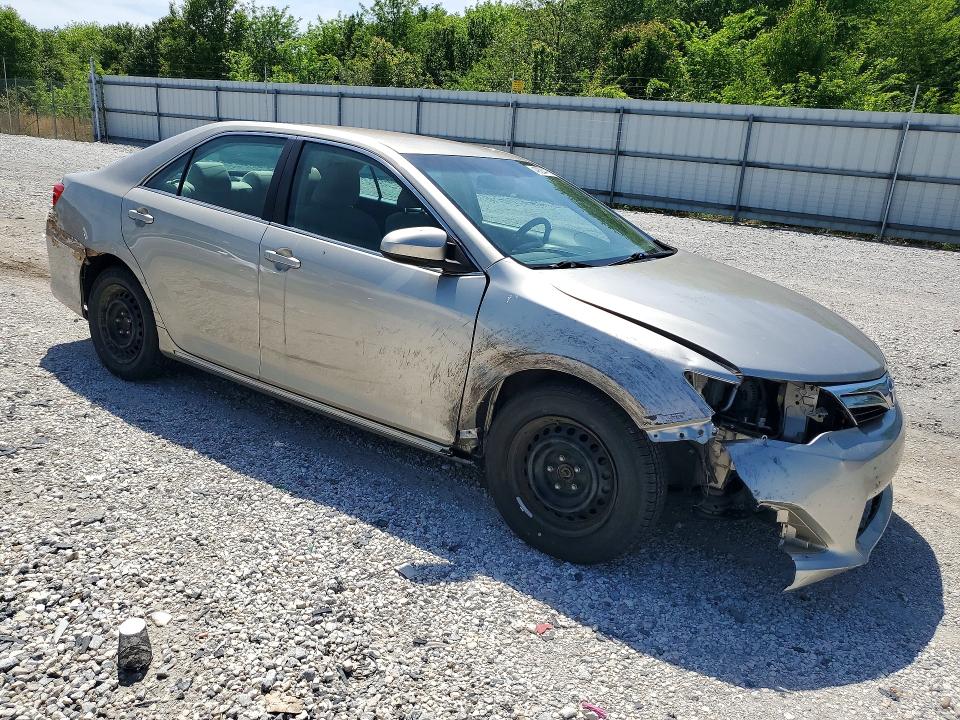 49254476 :رقم المزاد ، 4T1BF1FK0EU354828 vin ، 2014 Toyota Camry مزاد بيع