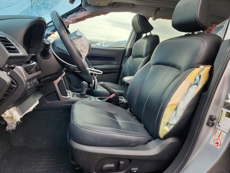 48519606 :رقم المزاد ، JF2SJAWC3JH611562 vin ، 2018 Subaru Forester مزاد بيع