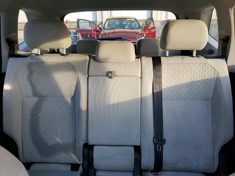 48348066 :رقم المزاد ، 3VV1B7AX8JM120535 vin ، 2018 Volkswagen Tiguan مزاد بيع