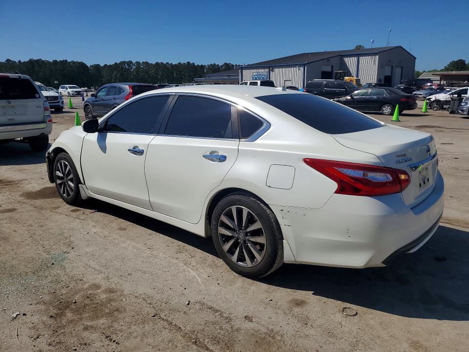 2016 Nissan Altima მანქანა იყიდება აუქციონზე, vin: 1N4AL3AP8GC267040, აუქციონის ნომერი: 49312026