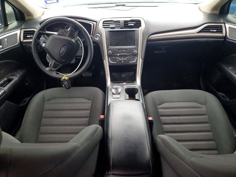 75492175 :رقم المزاد ، 3FA6P0LU4KR104987 vin ، 2019 Ford Fusion مزاد بيع