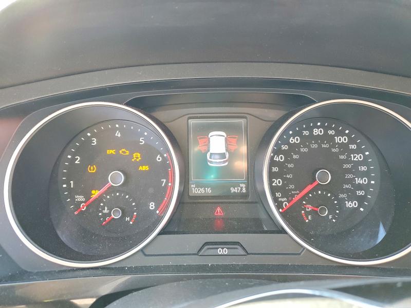 48930506 :رقم المزاد ، 3VV0B7AX4JM106093 vin ، 2018 Volkswagen Tiguan مزاد بيع