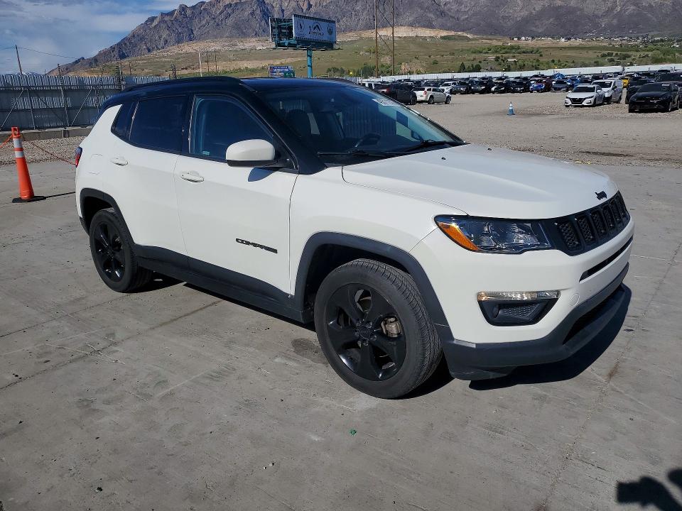 49311276 :رقم المزاد ، 3C4NJDBB9LT116510 vin ، 2020 Jeep Compass مزاد بيع