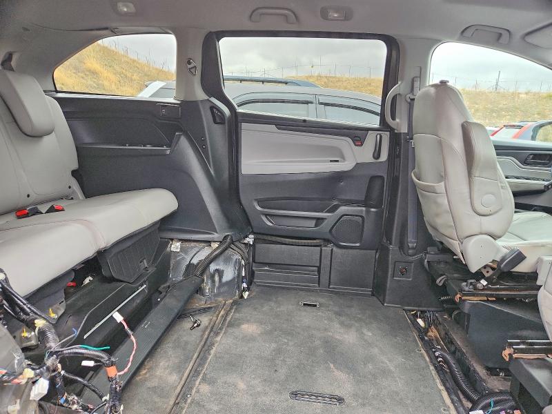 51131466 :رقم المزاد ، 5FNRL6H79LB062523 vin ، 2020 Honda Odyssey مزاد بيع
