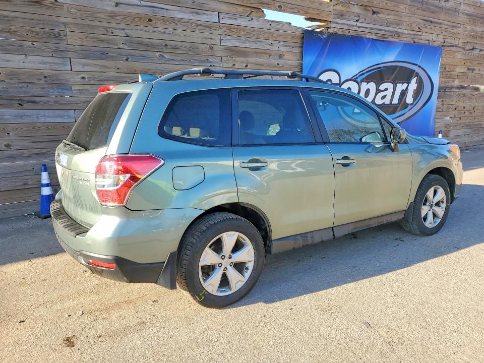 49592176 :رقم المزاد ، JF2SJADC7GH461726 vin ، 2016 Subaru Forester مزاد بيع