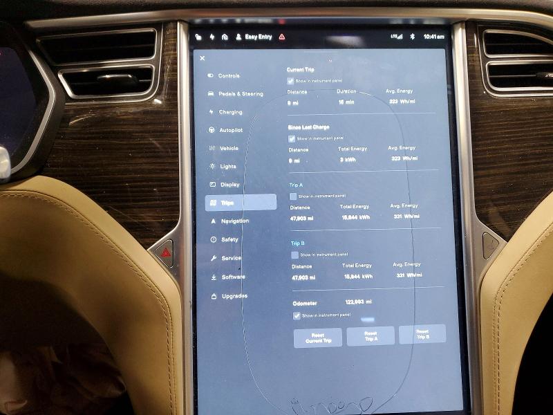 Продажа на аукционе авто 2015 Tesla Model S, vin: 5YJSA1S21FF086360, номер лота: 47921886